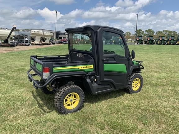 Image of John Deere XUV 835M equipment image 4