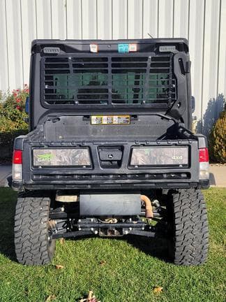 Image of John Deere XUV 835M equipment image 2