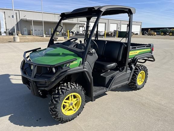 Image of John Deere XUV 835M Primary image