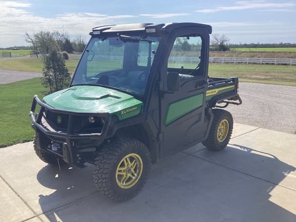 Image of John Deere XUV 835M Primary image