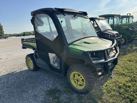 Image of John Deere XUV 835M equipment image 2