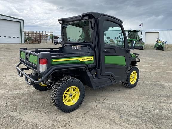 Image of John Deere XUV 835M equipment image 4