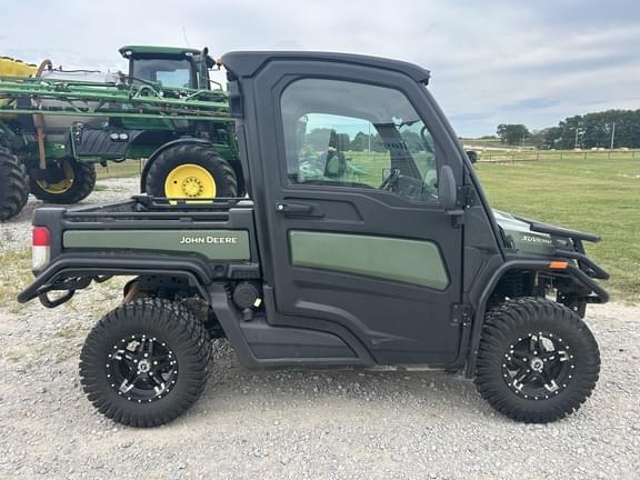 Image of John Deere XUV 835M equipment image 4