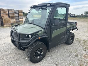 2023 John Deere XUV 835M Image