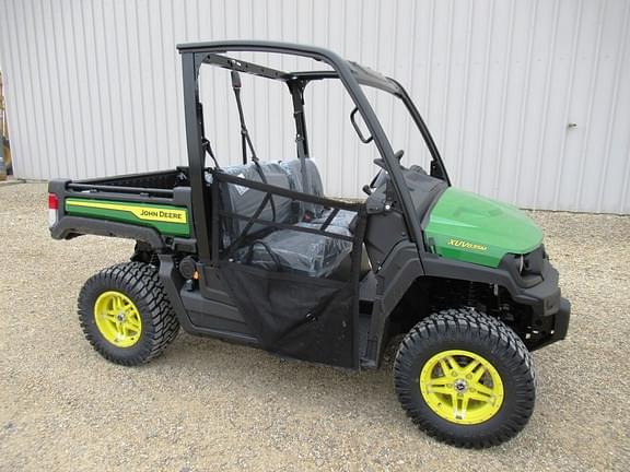 Image of John Deere XUV 835M Primary image