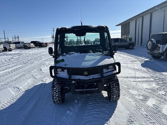 Image of John Deere XUV 835M equipment image 2