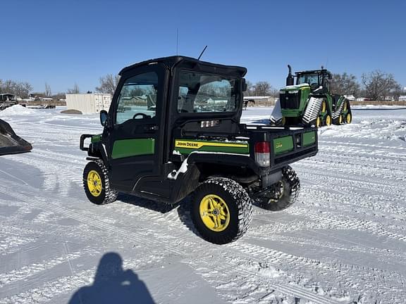 Image of John Deere XUV 835M equipment image 1