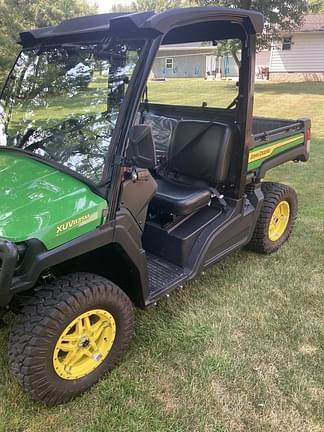 Image of John Deere XUV 835M Primary image
