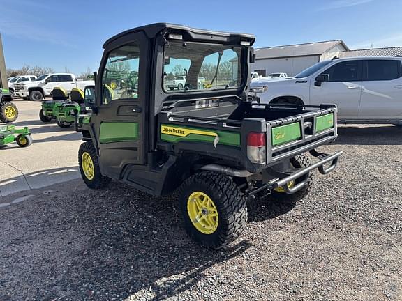 Image of John Deere XUV 835M equipment image 1