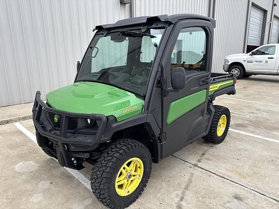 Image of John Deere XUV 835M equipment image 4