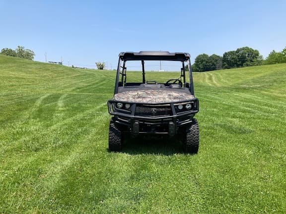 Image of John Deere XUV 835M equipment image 2