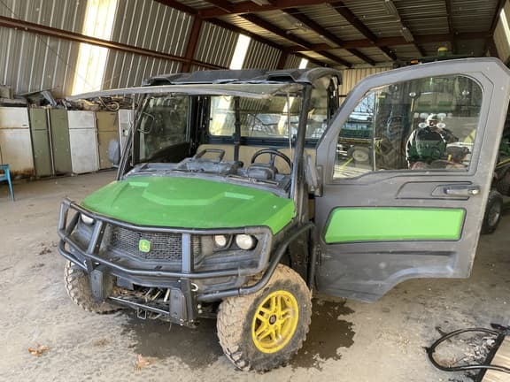 Image of John Deere XUV 835M equipment image 3