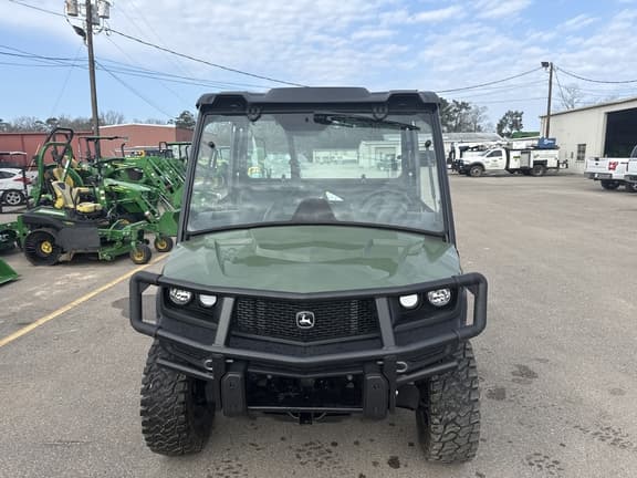 Image of John Deere XUV 835M equipment image 1