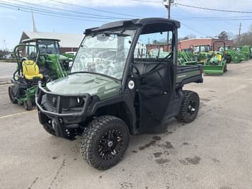 Main image John Deere XUV 835M