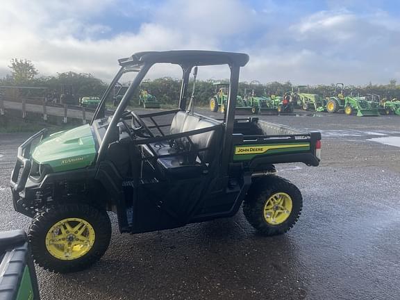 Image of John Deere XUV 835M Primary image