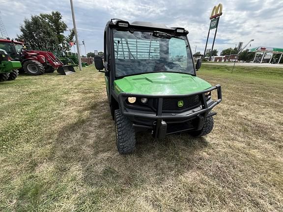 Image of John Deere XUV 835M equipment image 3