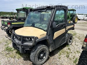 2023 John Deere XUV 835M Image