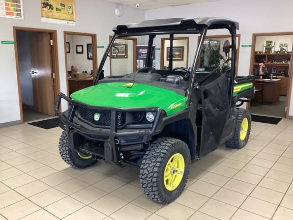 Main image John Deere XUV 835M