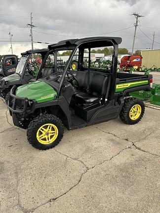 Image of John Deere XUV 835M equipment image 1