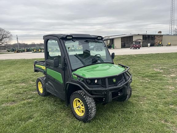 Image of John Deere XUV 835M equipment image 3