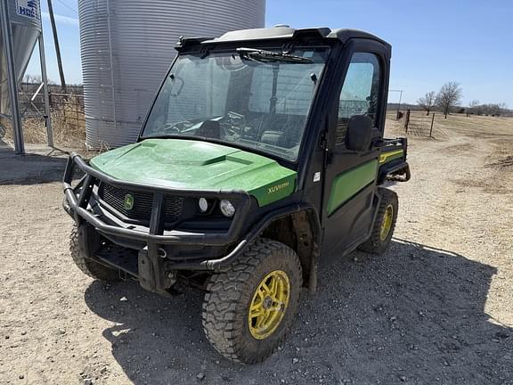 Image of John Deere XUV 835M Primary image