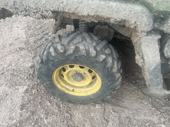 Image of John Deere XUV 835M equipment image 3