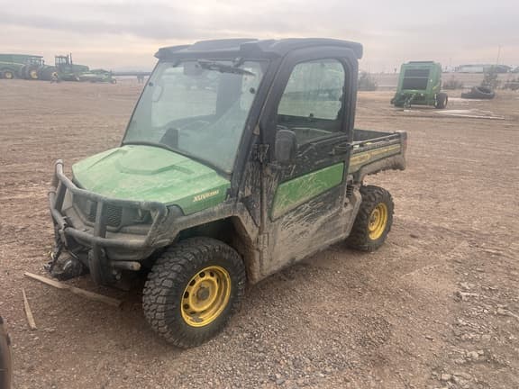 Image of John Deere XUV 835M Primary image