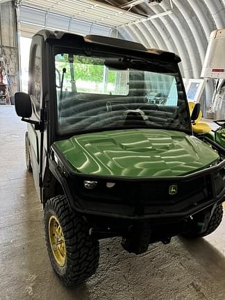 Image of John Deere XUV 835M Image 0