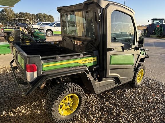 Image of John Deere XUV 835M equipment image 4