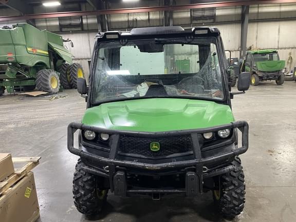 Image of John Deere XUV 835M equipment image 2