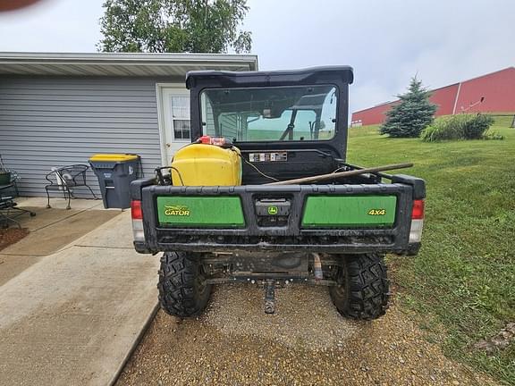 Image of John Deere XUV 835M equipment image 3