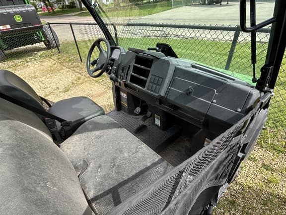Image of John Deere XUV 835M equipment image 4