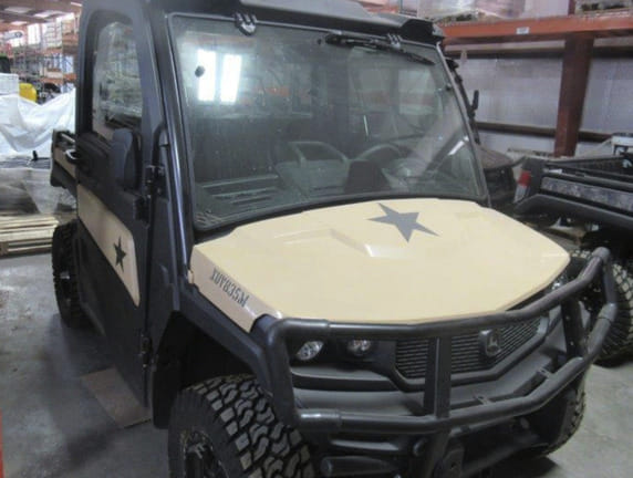 Main image John Deere XUV 835M Honor Edition