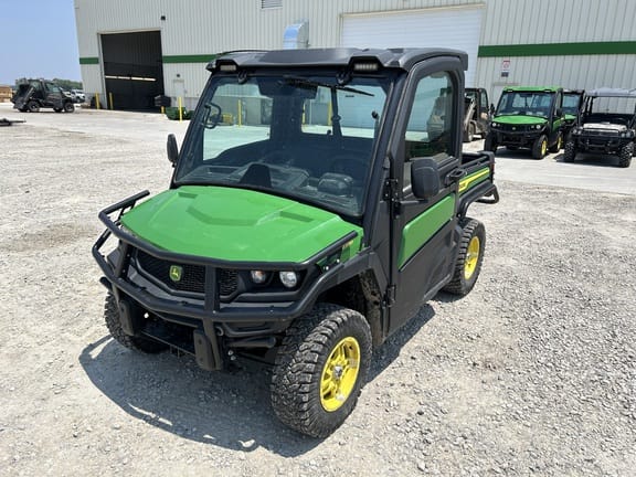 2023 John Deere XUV 835M Equipment Image0