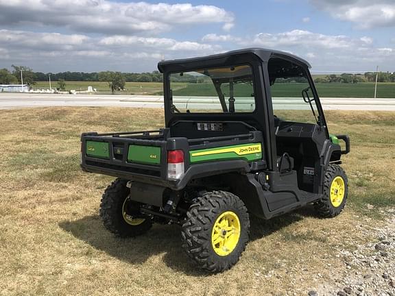 Image of John Deere XUV 835M equipment image 4