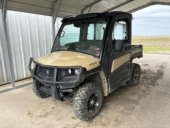 Image of John Deere XUV 835M Primary image