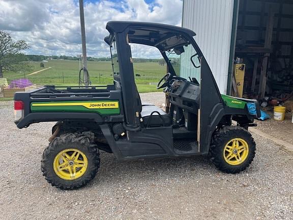 Image of John Deere XUV 835M Primary image