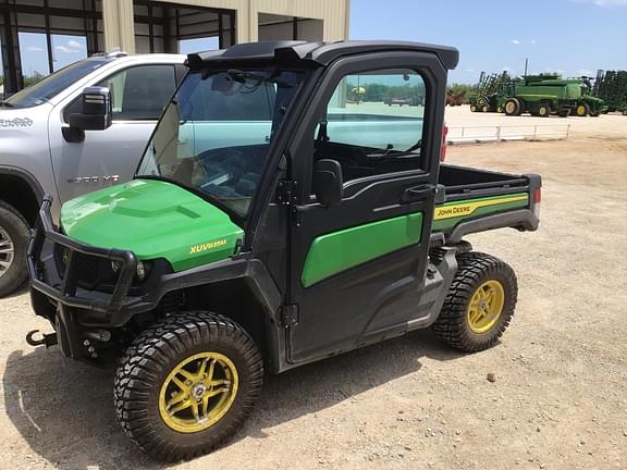 Image of John Deere XUV 835M Primary image