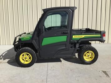 Main image John Deere XUV 835M