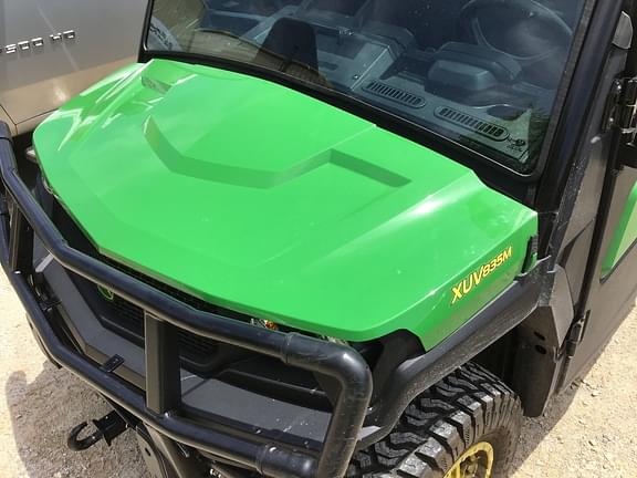 Image of John Deere XUV 835M equipment image 3