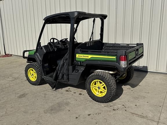 Image of John Deere XUV 835M equipment image 3