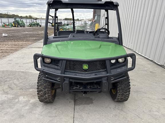 Image of John Deere XUV 835M equipment image 2