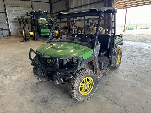 Image of John Deere XUV 835M equipment image 4