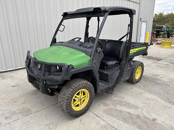 Image of John Deere XUV 835M equipment image 1