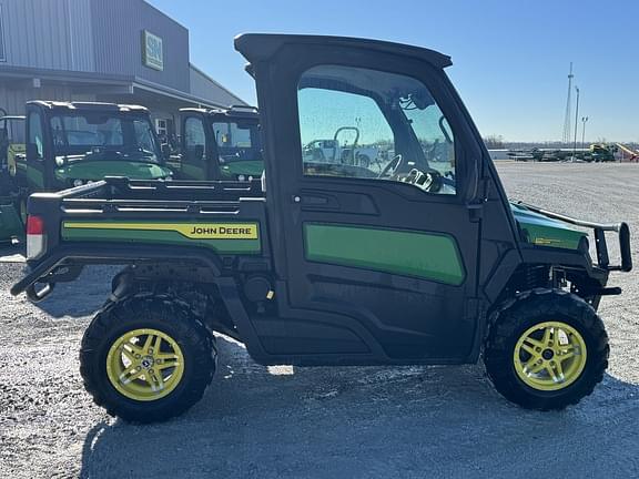 Image of John Deere XUV 835M equipment image 4