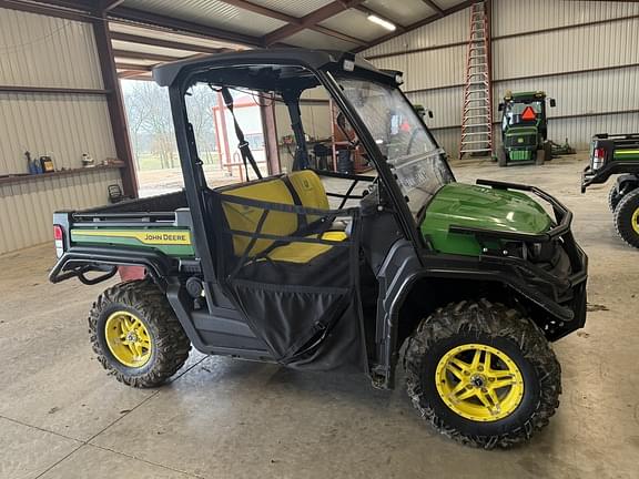 Image of John Deere XUV 835M equipment image 3