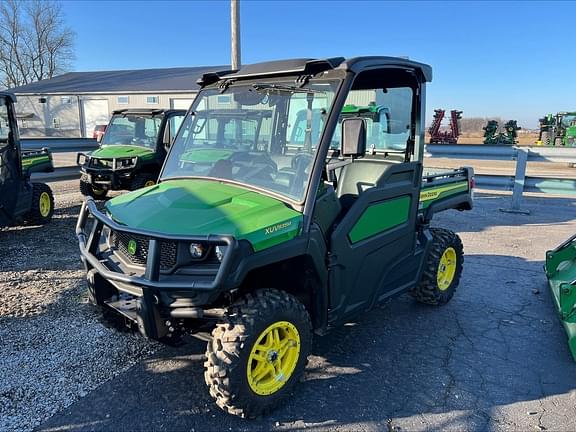 Image of John Deere XUV 835M Primary image