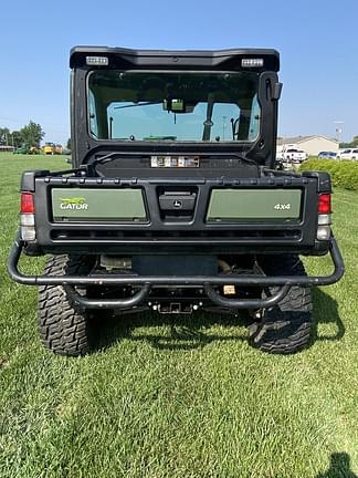 Image of John Deere XUV 835M equipment image 3
