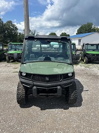Image of John Deere XUV 835M equipment image 3
