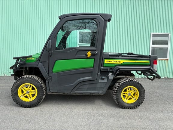 2023 John Deere XUV 835M Equipment Image0